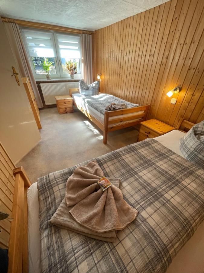 Christels Ferienwohnung 1 In Thale Mit Sonnenterrasse Und Grill Dış mekan fotoğraf