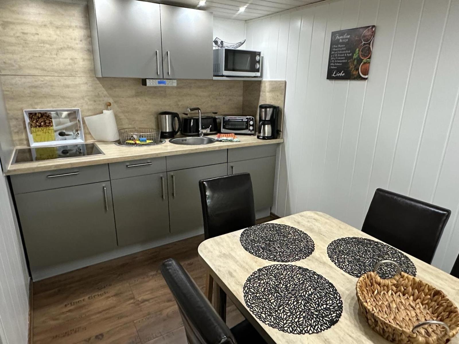 Christels Ferienwohnung 1 In Thale Mit Sonnenterrasse Und Grill Dış mekan fotoğraf