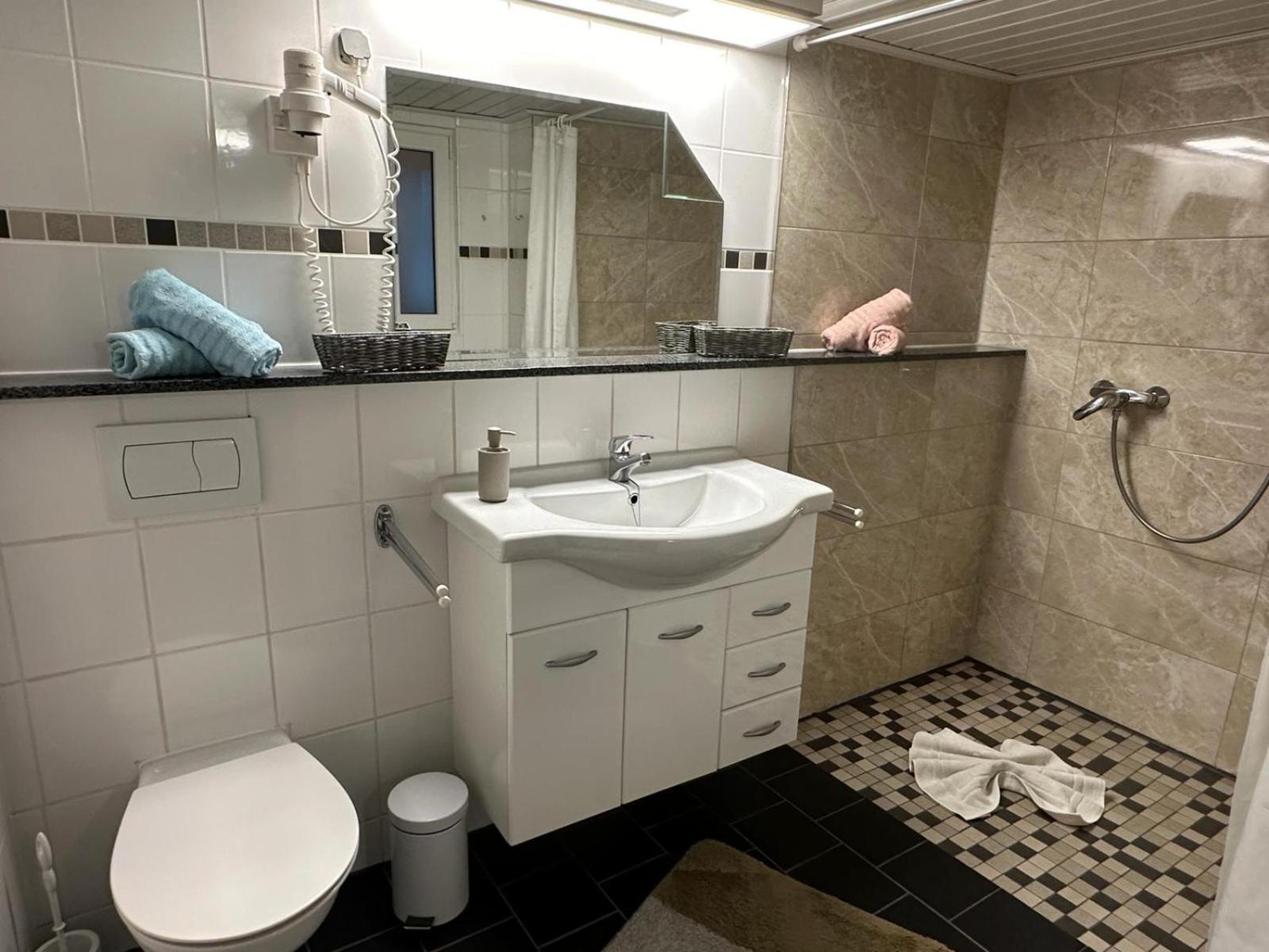 Christels Ferienwohnung 1 In Thale Mit Sonnenterrasse Und Grill Dış mekan fotoğraf